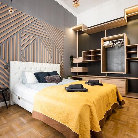Deluxe Quentin Home Next To The Fashion Street Budapest Exterior foto