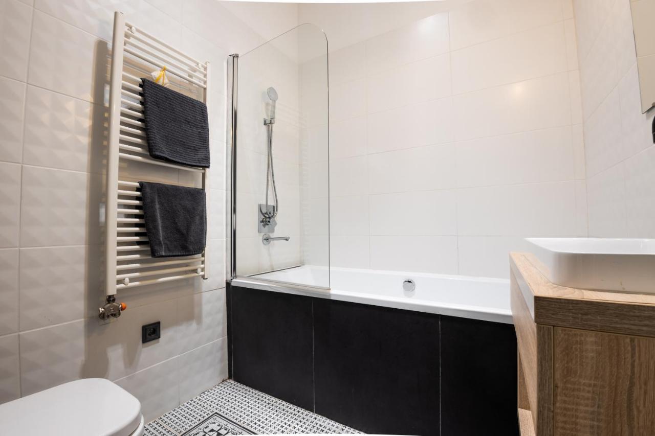 Deluxe Quentin Home Next To The Fashion Street Budapest Exterior foto