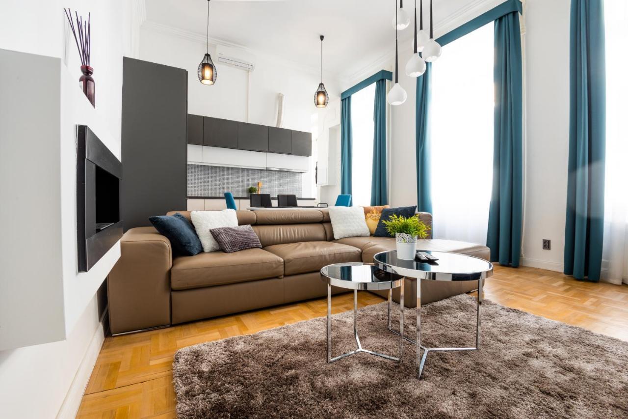 Deluxe Quentin Home Next To The Fashion Street Budapest Exterior foto